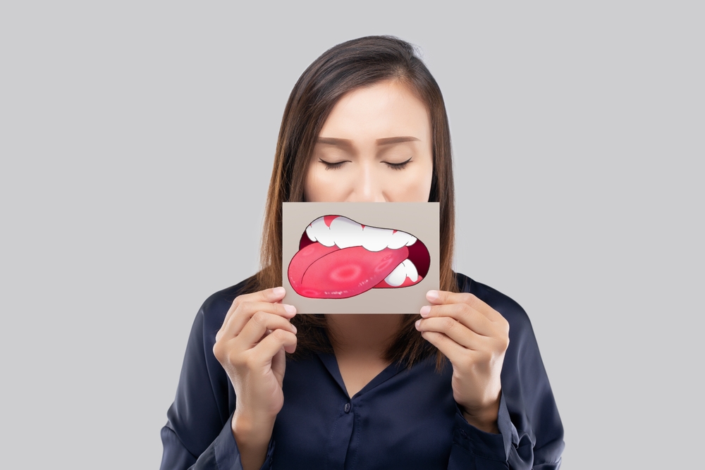 เคี้ยวอาหารเเล้วปวดฟันเกิดจากอะไรบ้าง Dental life มีคำตอบ!